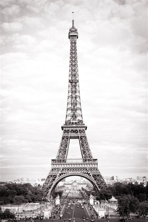 Paris Fine Art Photograph - The Eiffel Tower, Black and White ...