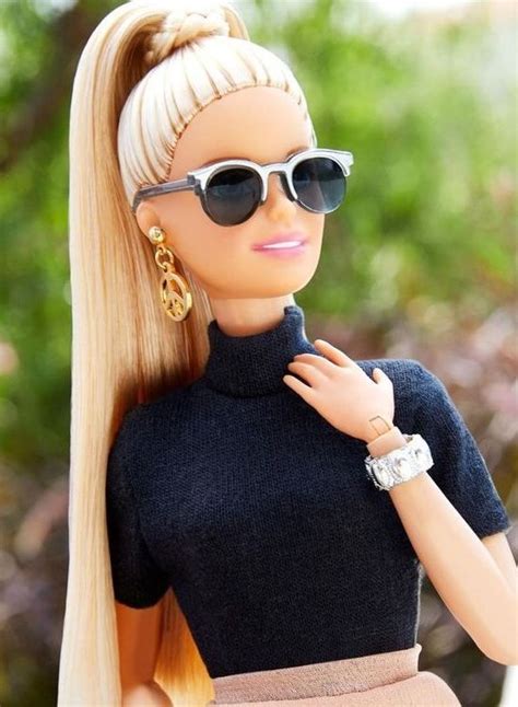 Barbie® | Barbie hairstyle, Barbie fashionista, Barbie fashionista dolls