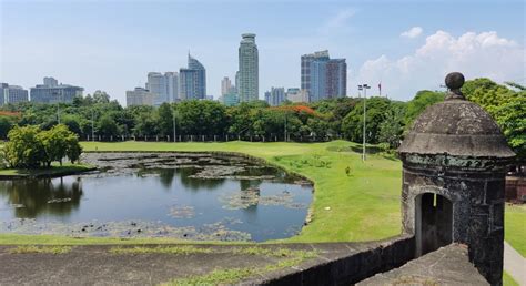 Manila Free Tour: Exploring Intramuros - Manila | FREETOUR.com