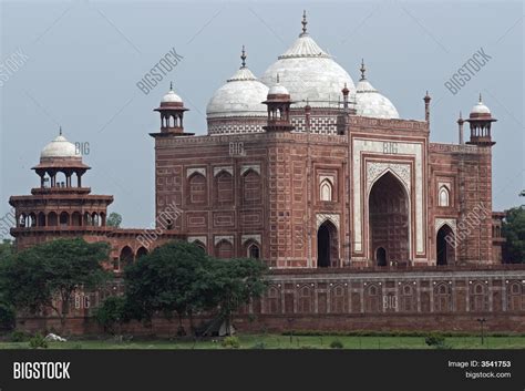 Mughal Architecture Image & Photo (Free Trial) | Bigstock