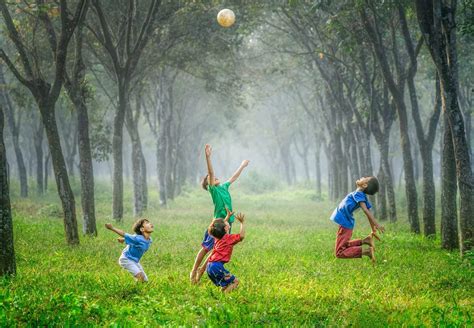 13 Fun Outdoor Games for Kids of All Ages - Fun-Attic