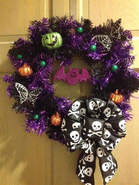 Halloween Wreath | Crafts, Wreaths, Halloween