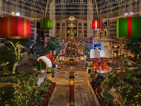 Gaylord Texan Resort presents 13th Annual Lone Star Christmas - Event ...