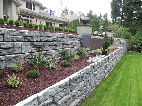 Building A Retaining Wall: Everything You Need To Consider | Ryno Hire