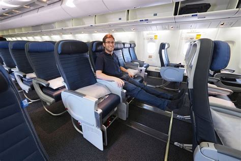 Where to Sit When Flying United's 767-300ER: Economy - The Points Guy