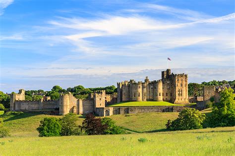 Alnwick Castle - History and Facts | History Hit