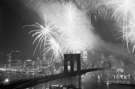 Fireworks Over The Brooklyn Bridge Photograph by Bettmann