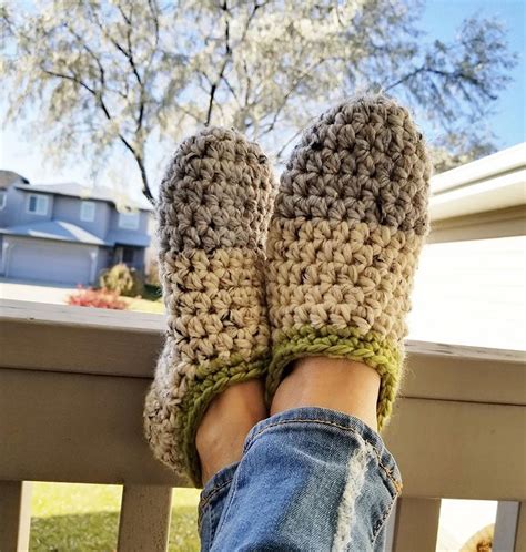 Easy Crochet House Slipper Patterns - Beautiful Dawn Designs