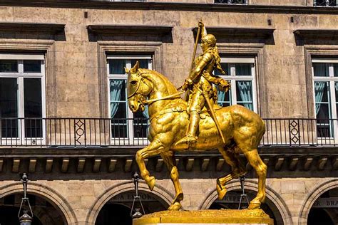 Joan of Arc statue in Paris near the Louvre museum: a surprising story