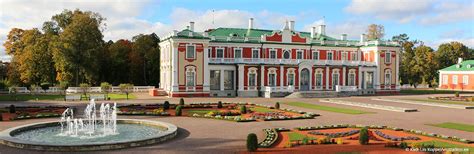 Kadriorg Art Museum in Tallinn | Viking Line