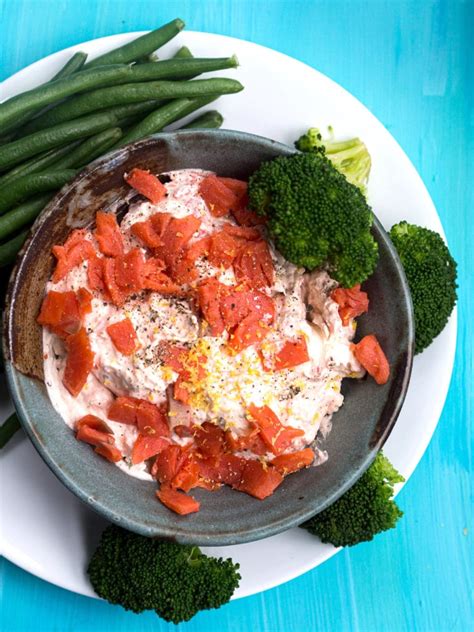 5-Minute Smoked Salmon Cream Cheese Dip & Spread — Garlic Delight