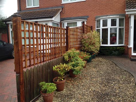 Timber Trellis Fencing Panels| Hodges & Lawrence Ltd