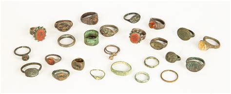 (25) Ancient Rings | Cottone Auctions