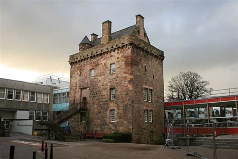 Merchiston Castle | Castle in Edinburgh, Midlothian | Stravaiging ...