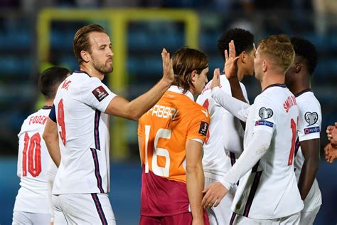 Harry Kane scores four as England put 10 goals past San Marino ...