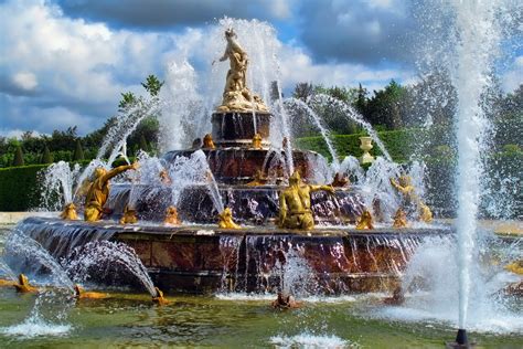 Palace Of Versailles Fountains, France | 14 World's Amazingly Beautiful ...