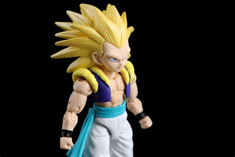 Snapklik.com : Dragon Ball Super - Dragon Stars - Super Saiyan 3 Gotenks