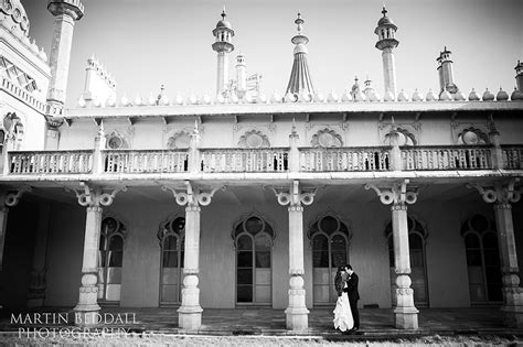 Brighton Pavilion wedding for Justine and Paul by Martin Beddall