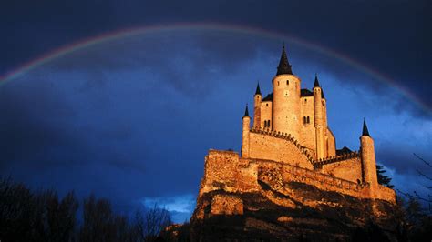 The Alcázar of Segovia (literally, Segovia Castle) is a stone ...