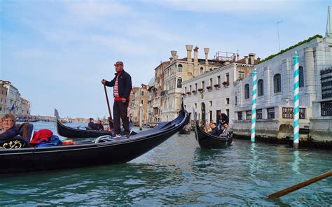 Venice Gondola and Serenade | Best Prices with Headout Guaranteed