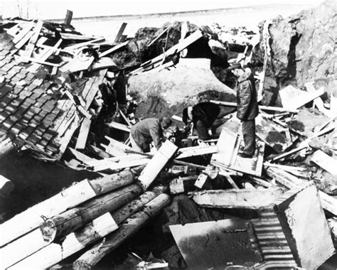 Earthquake Alaska 1964 : On This Day Great Alaska Earthquake And ...