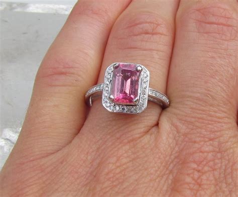 Engagement Ring : Pink Sapphire Engagement Rings 64