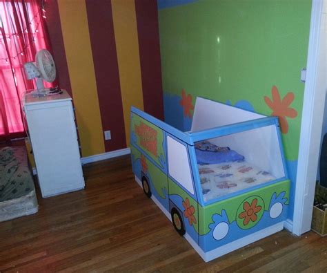 Scooby-Doo Mystery Machine Toddler Bed : 6 Steps (with Pictures ...