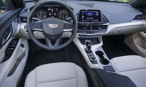 2020 Cadillac CT4: Review - autoNXT.net