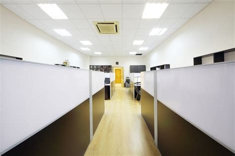 6 Essential Advantages of Using Office Partition for Your Business