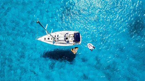 Boat on Blue Sea 4K Wallpaper [3840x2160] | Boat wallpaper, 4k ...