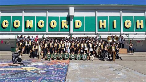 Concord High School Minutemen Marching Band, Concord CA - YouTube