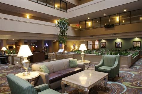 Radisson Hotel Philadelphia Northeast Feasterville-Trevose | Bookonline.com