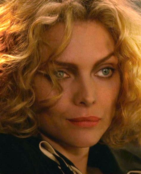 Michelle Pfeiffer as Selina Kyle / Catwoman in Tim's Burton movie ...