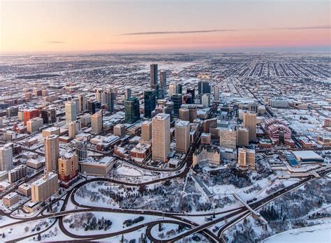 Things to Do in Edmonton in Winter - Must Do Canada