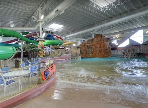 5 Indoor Waterparks in Wisconsin Dells