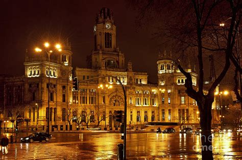 Plaza de la Cibeles Photograph by John Greim - Fine Art America