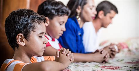 BYU Research Shows Why Your Family Should Pray Together - Church News ...