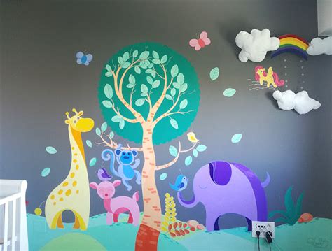 baby zoo mural