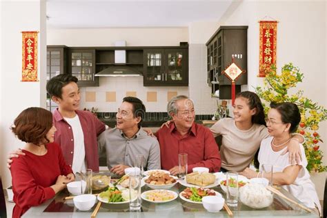 3,551 Chinese Family Dinner Stock Photos - Free & Royalty-Free Stock ...