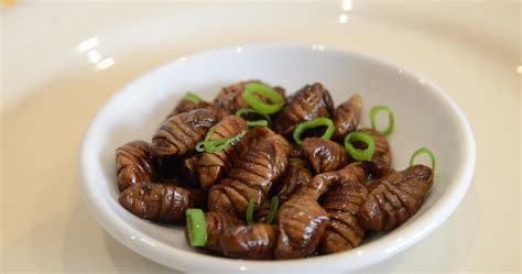 [Food] Beondegi (번데기, Silkworm Pupa) ~ peacebreeze