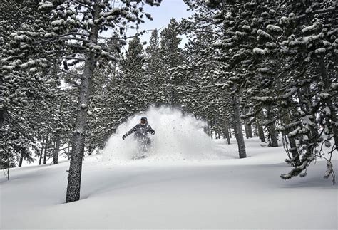 5 Best Ski Resorts Near Denver Colorado (with map) - TripOutside