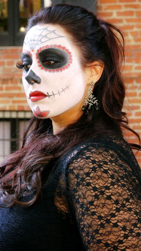 30 Sugar Skull Halloween Makeup Ideas to Look Scary - Flawssy