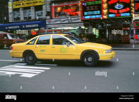 New York City taxi cab 1995 Stock Photo - Alamy