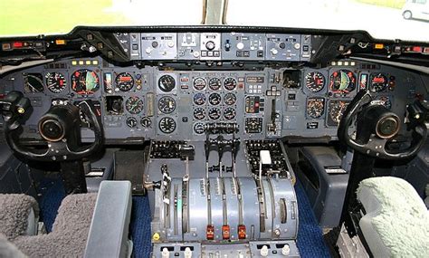 McDonnell Douglas DC-10 cockpit view.