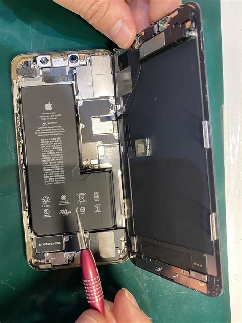 Apple iPhone 11 Pro LCD Screen Replacement | MT Systems