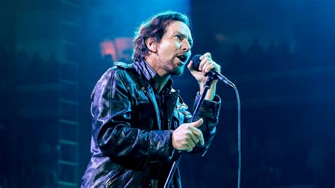 Pearl Jam’s Eddie Vedder Announces 2023 Solo Concerts - Pop Culture ...