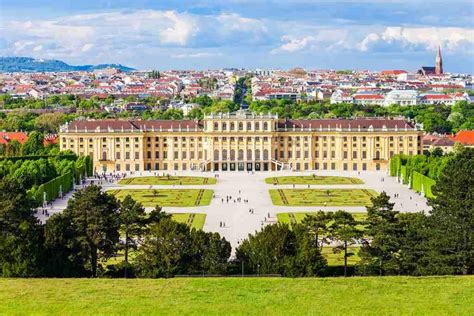 10 Beautiful Baroque Palaces to Visit — Historic European Castles