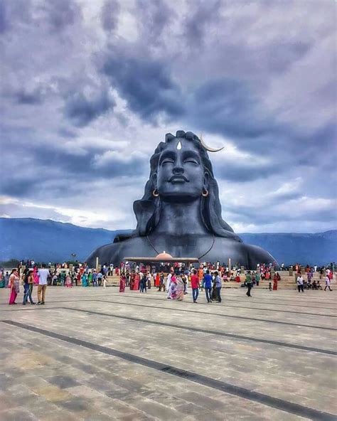 Pin by Monica Sabatte on Shivoham | Shiva statue, Shiva, Temple india