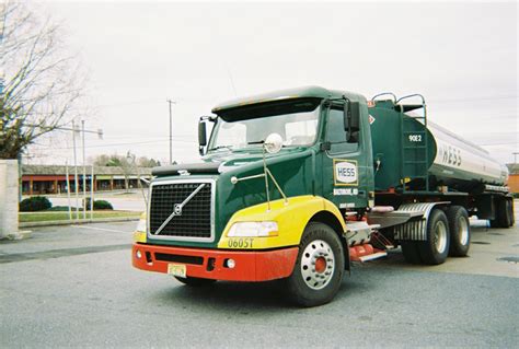 Rays Toy Trucks: Real Hess Tanker Truck in Action