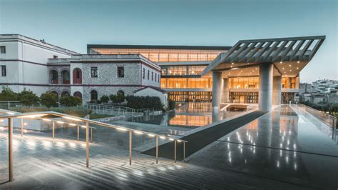 Discover the wonder of the Acropolis museum - Travel to Greece from ...